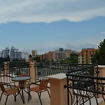 Hotel Avenue Sluneční pobřeží