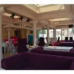 Avenue Sluneční pobřeží