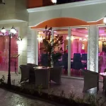 Hotel Avenue Sluneční pobřeží