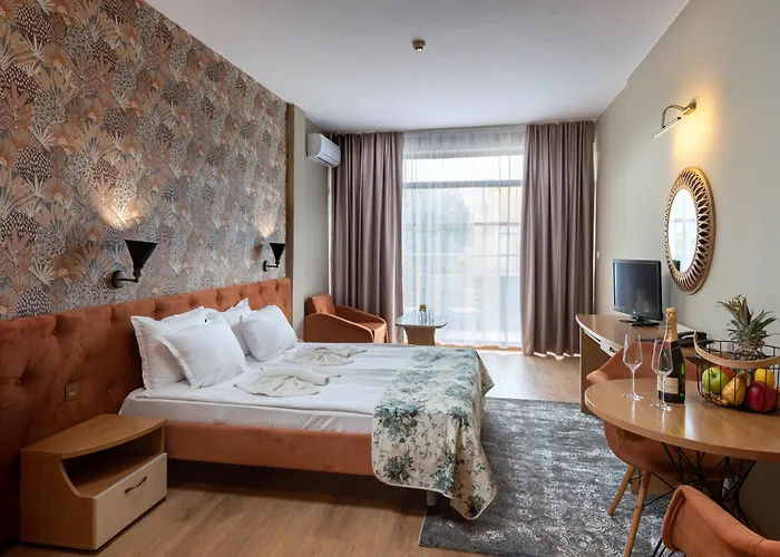 Hotel Avenue 2*