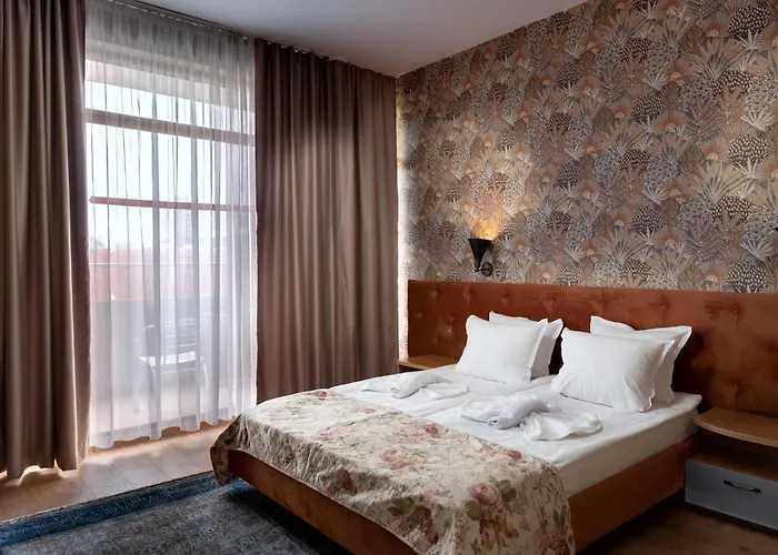 Avenue 2* Sluneční pobřeží