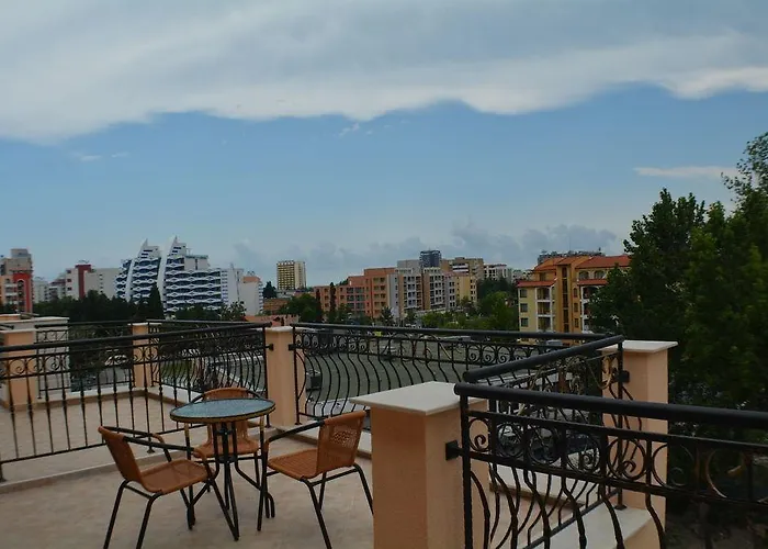 Hotel Avenue Sluneční pobřeží